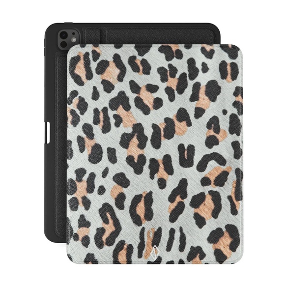 Baby Leo - Leopard iPad Pro 13 (7th Gen) Case - Picture 1 of 9